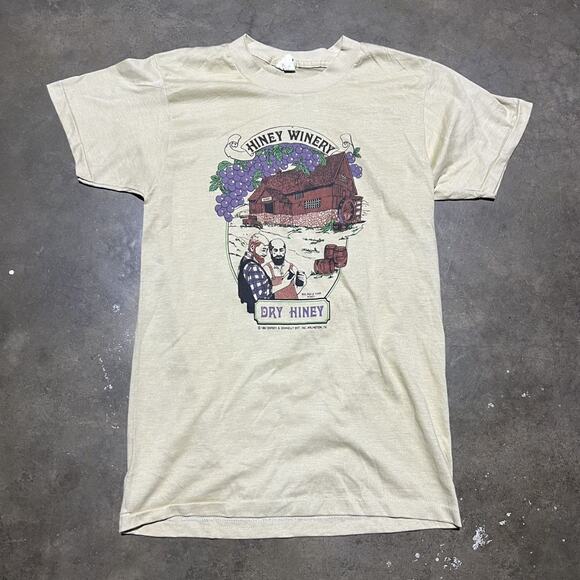 Vintage 70s Hiney Winery Dry Hiney Tan T-Shirt - Picture 1 of 3